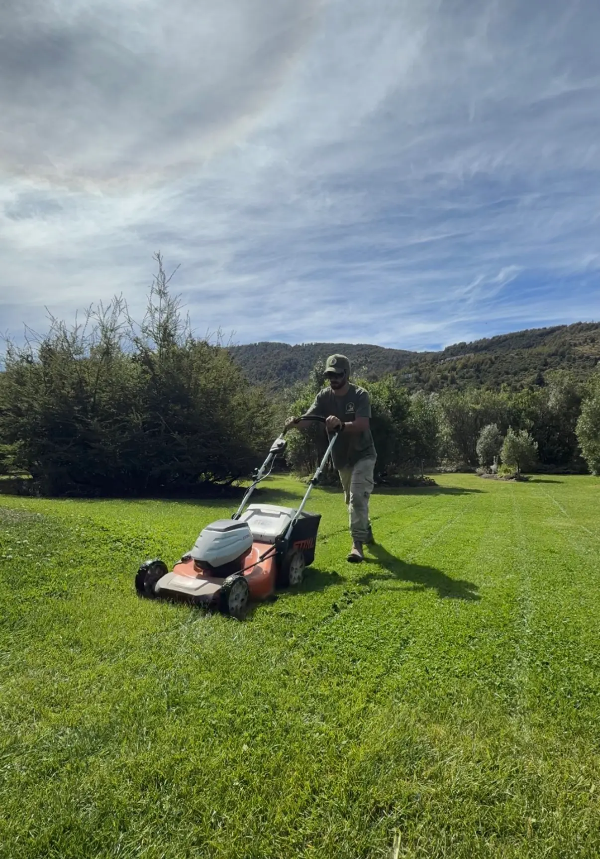 Corte de pasto en Bariloche